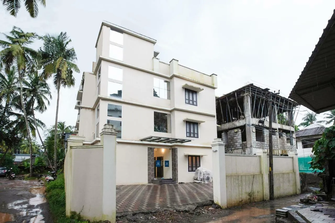 *** Hotel Oyo 30543 La Mer Inn Kozhikode India