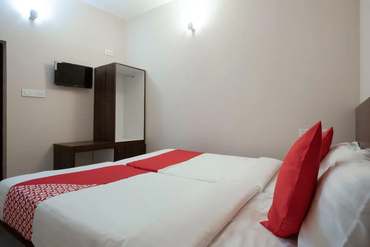 Hotel Oyo 30543 La Mer Inn Kozhikode