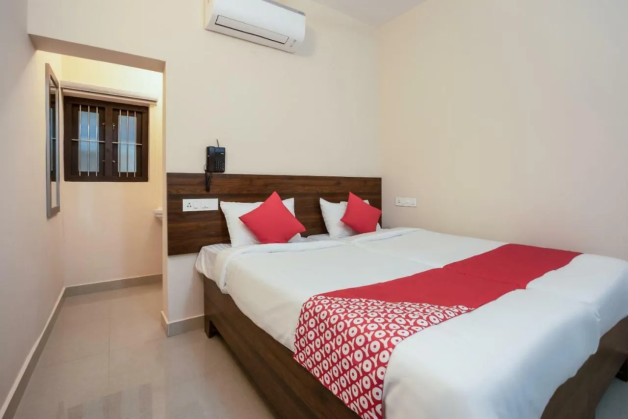 Oyo 30543 La Mer Inn Kozhikode 3*,