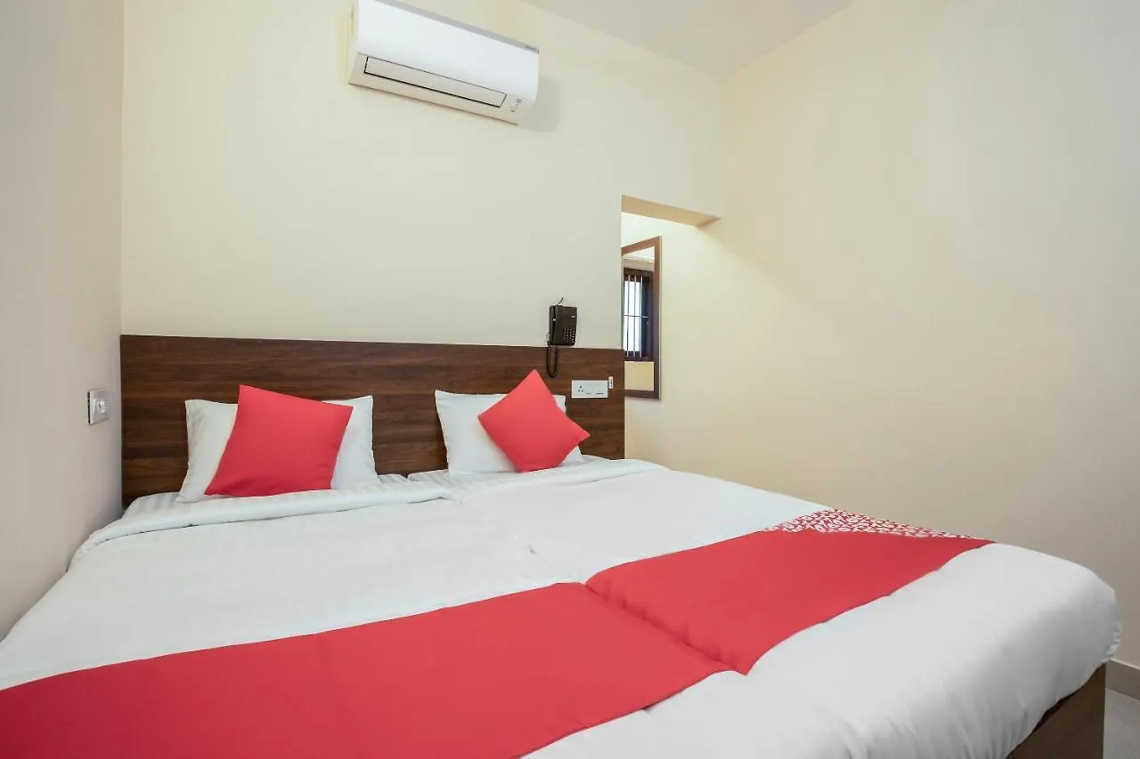 Hotel Oyo 30543 La Mer Inn Kozhikode